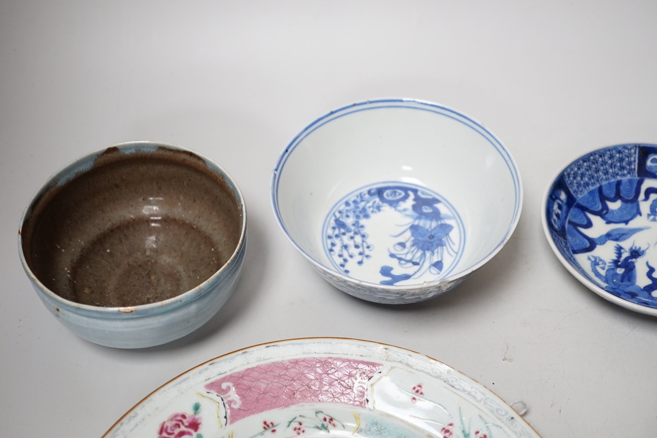 Two 18th century Chinese export plates and four Chinese bowls/dishes, largest 22cm diameter